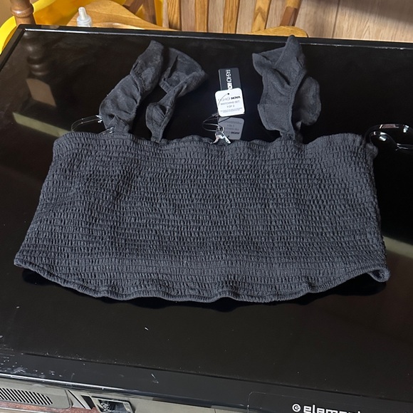 12 clothing pieces - Picture 9 of 14